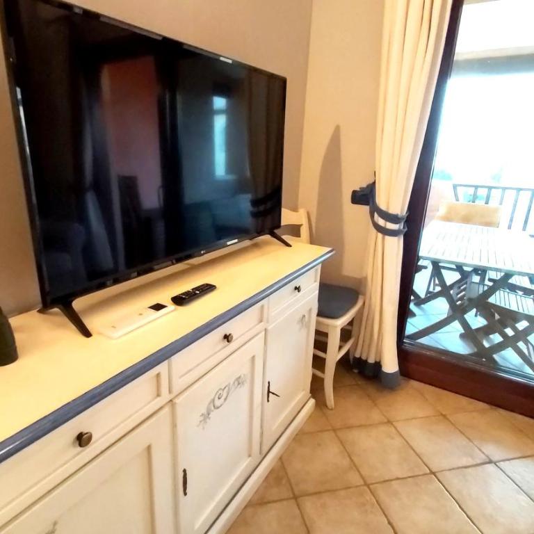 Fiordaliso Sweet Home - Appartamento con 2 Camere da Letto - 3