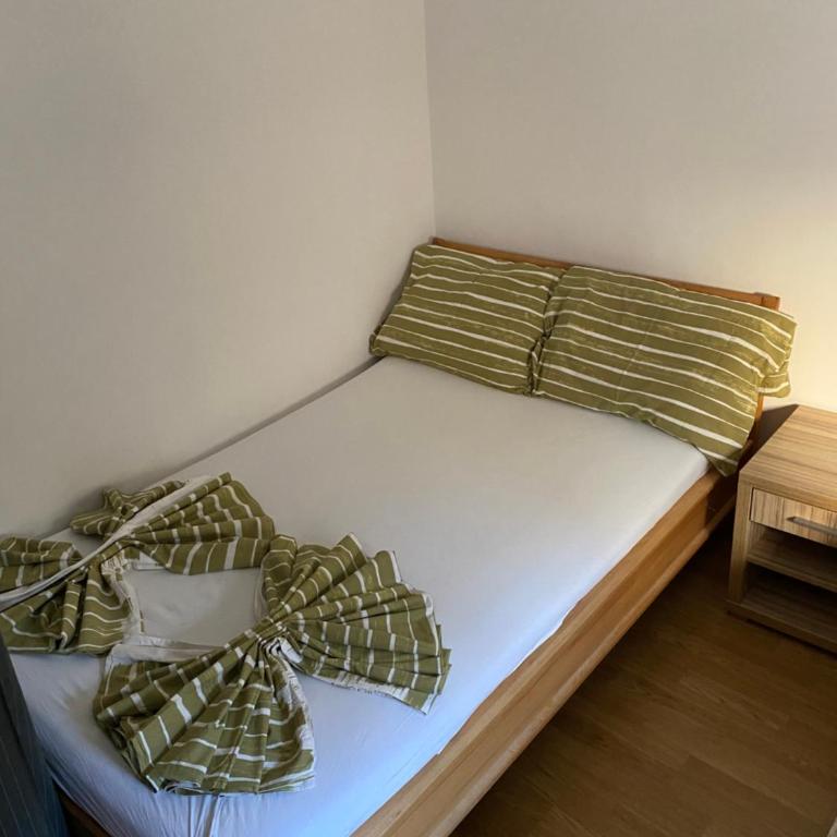 Sun-Love - One-Bedroom Apartment - 2