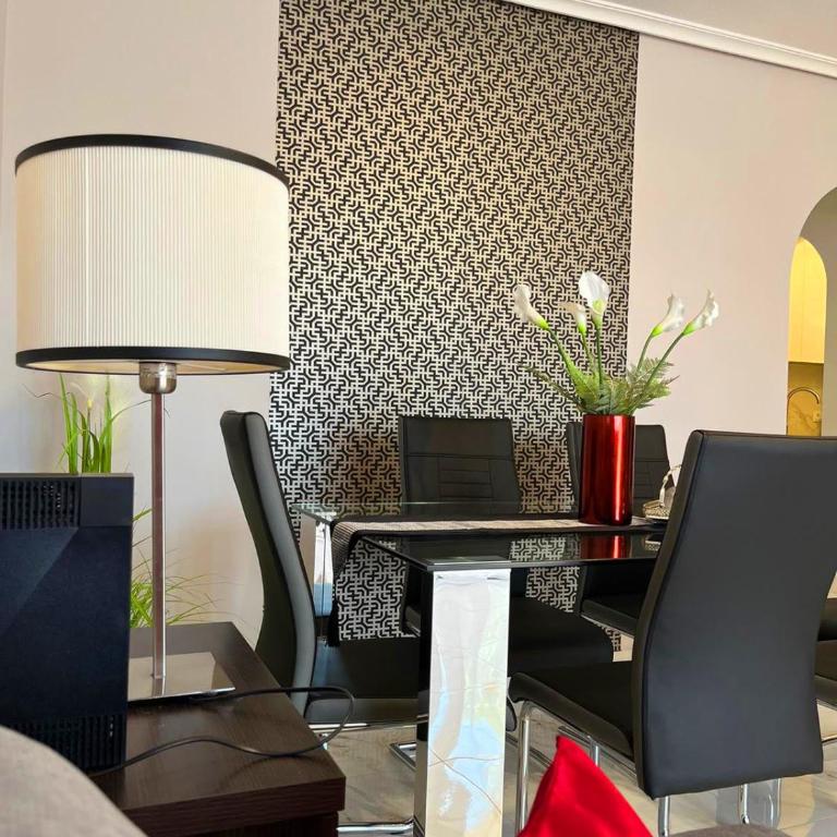 Elegant style 3-bedroom brand new apartment - Apartamento con vistas al mar - 15