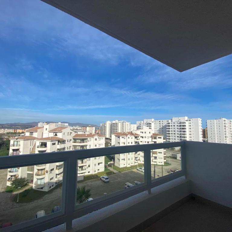 Departamento nuevo a 5 min de la playa 2D 2B - Two-Bedroom Apartment - 7