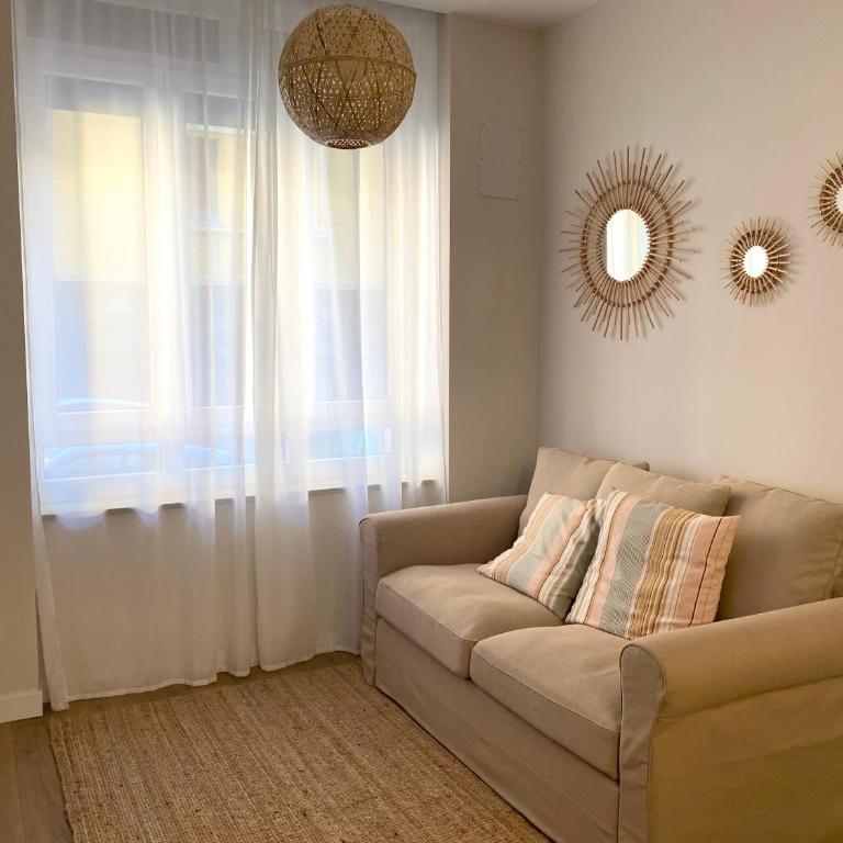 Precioso apartamento junto a Casco Viejo - Two-Bedroom Apartment - 2