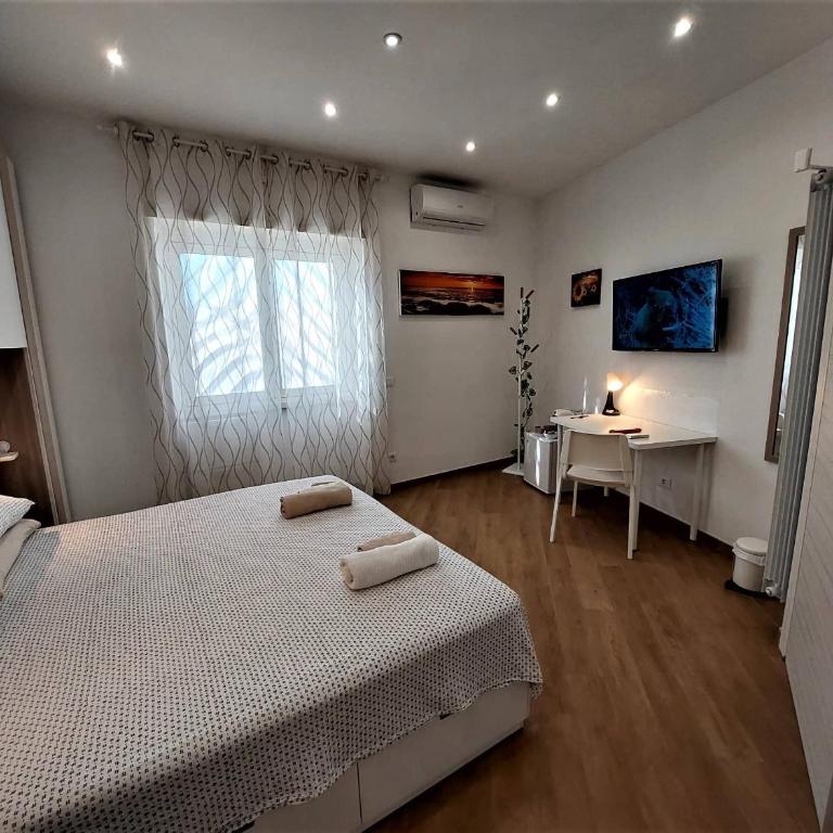 TrustEverVito - Großes Doppel-/Zweibettzimmer - 2