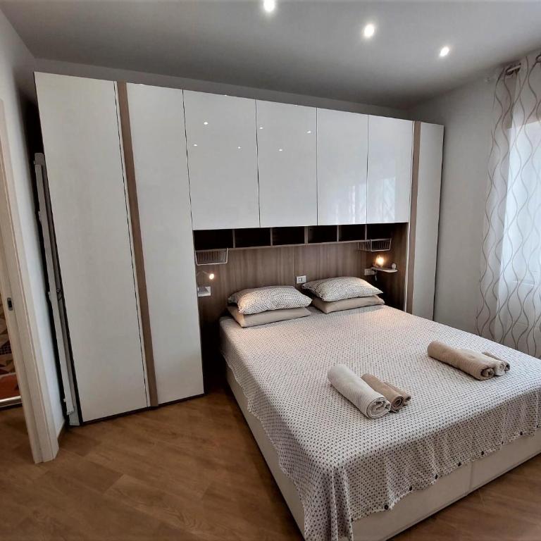 TrustEverVito - Großes Doppel-/Zweibettzimmer - 1