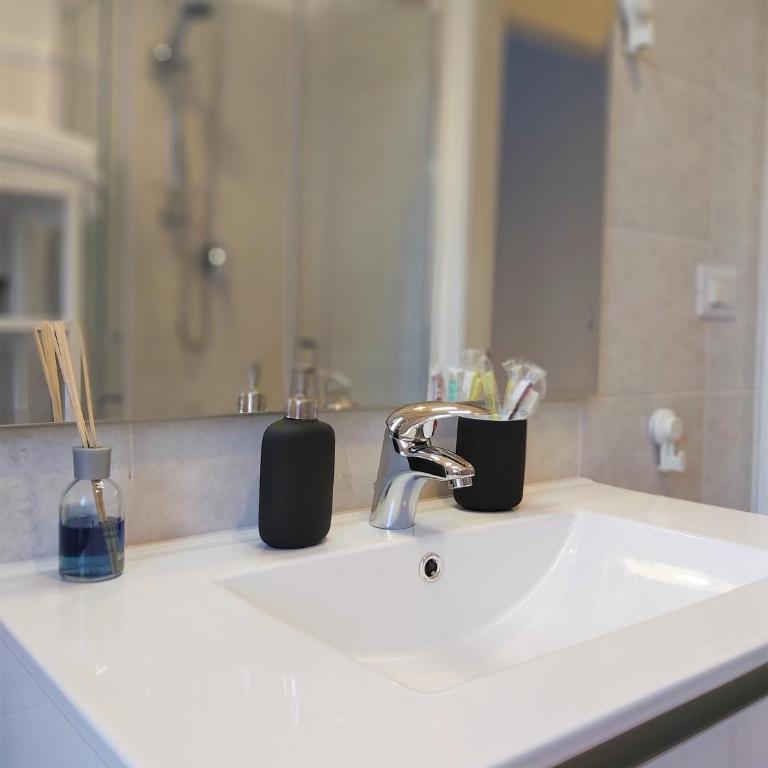 Bologna Apartment - Two-Bedroom Apartment - 5