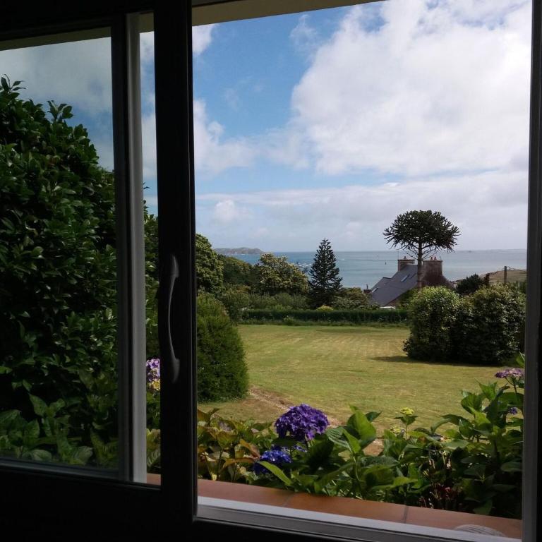 Holiday Home in Perros-Guirec near Beaches - Casa Vacanze con 4 Camere da Letto - 14