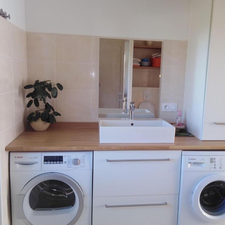 Holiday Home in Perros-Guirec near Beaches - Casa Vacanze con 4 Camere da Letto - 12