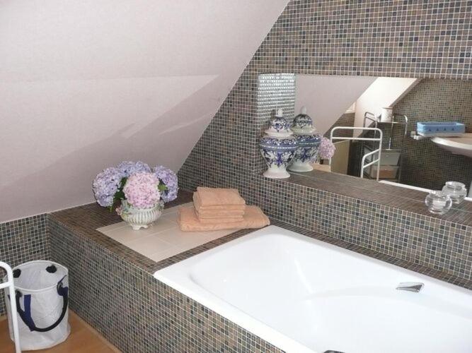 Holiday Home in Perros-Guirec near Beaches - Casa Vacanze con 4 Camere da Letto - 11