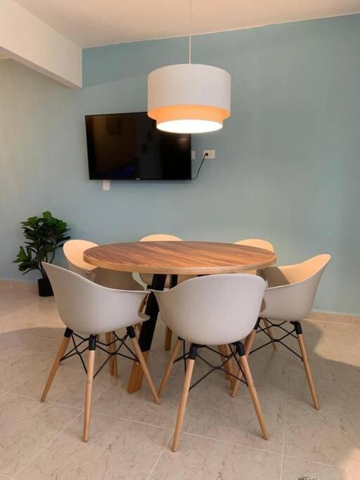Apartamento exclusivo piscina, jaccuzi, céntrico. - Apartamento de 2 dormitorios - 10