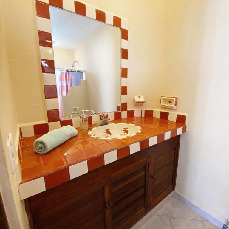 Apartment w/ PRIME location Mexican Colonial style - Two-Bedroom Apartment - 6