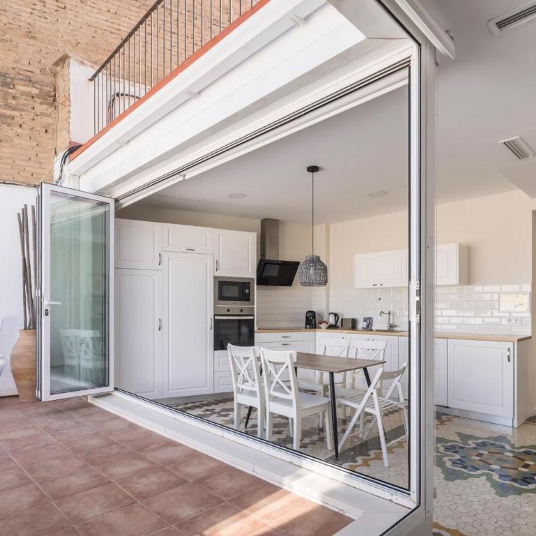 Macflats Ayuntamiento - Three-Bedroom Apartment Penthouse - 2