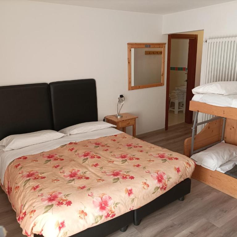 IHR Hotel Villa Emma - Camera Familiare (2 Adulti + 2 Bambini) - 2