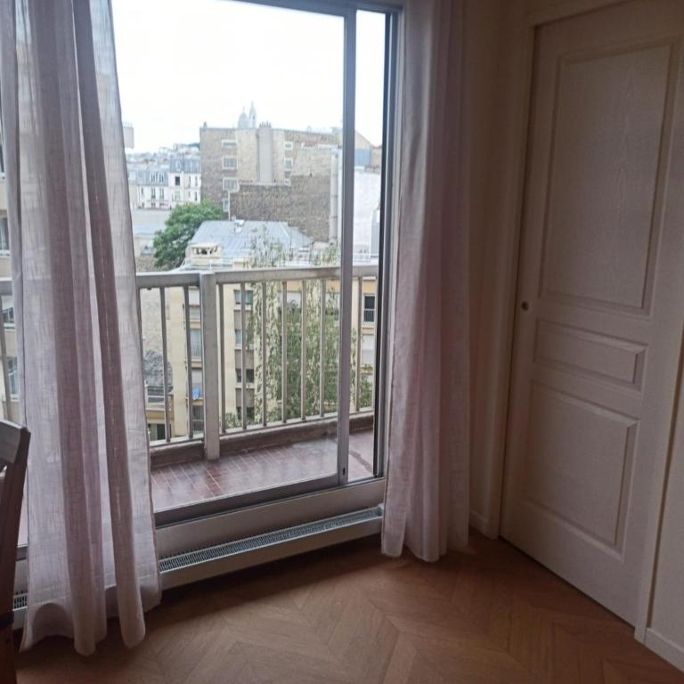 Paris 2 pièces rénové - Appartement 1 Chambre - 8