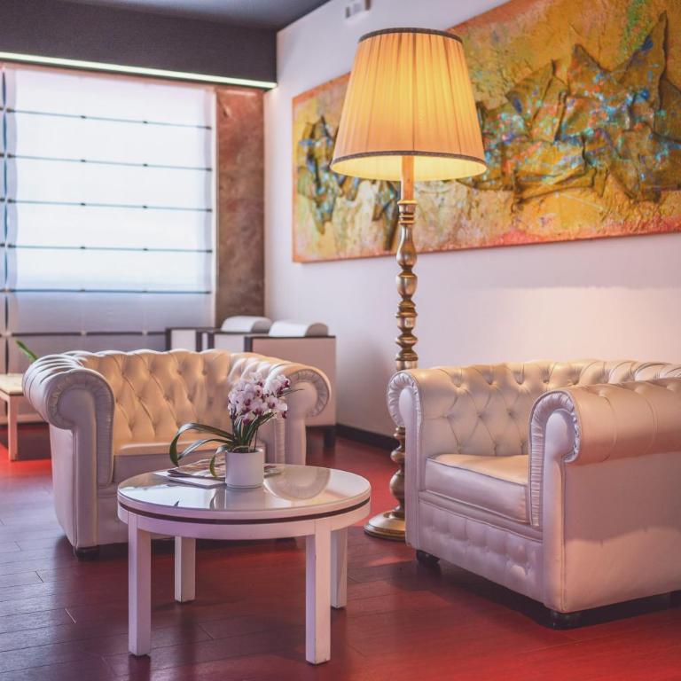 Hotel Cesare Augustus - Suite Familiare con 2 Camere da Letto - 5