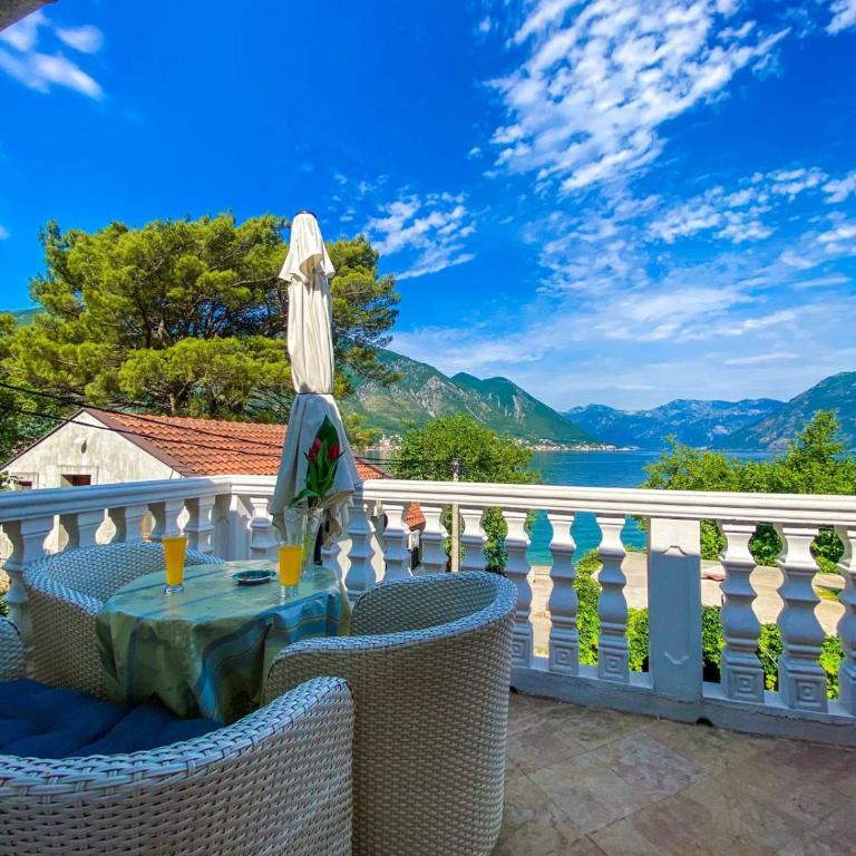 lovely apartment on the sea shore, with a view and free Wi-Fi - Apartman sa 1 Spavaćom Sobom - 20