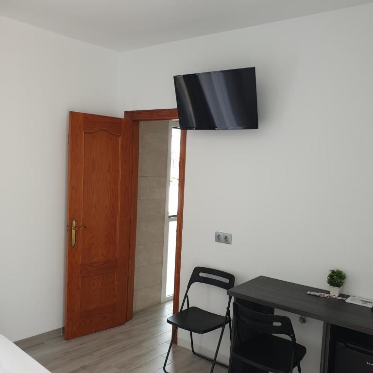 Habitación Aponiente - Habitación Doble Económica - 8