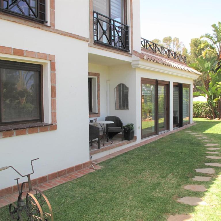 Villa in La Cala de Mijas - Three-Bedroom Villa - 6