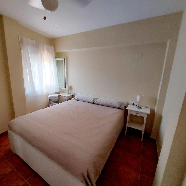 Apartamento Las Maravillas 1 - Two-Bedroom Apartment - 18