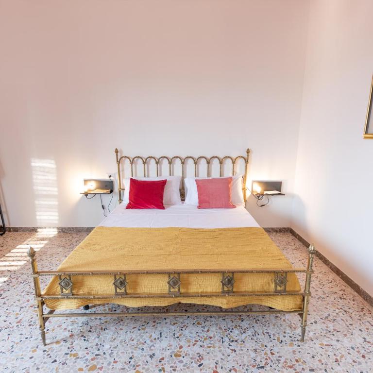 Soffitti colorati - Appartamento con 3 Camere da Letto - 13