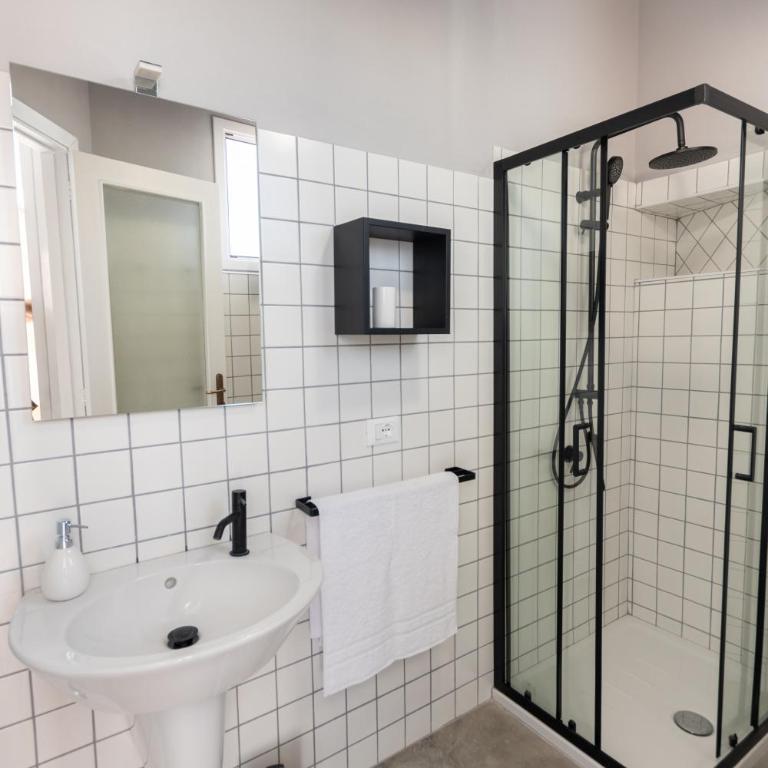 Soffitti colorati - Appartamento con 3 Camere da Letto - 15