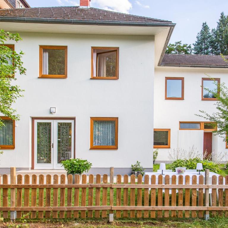 Villa Gabriela Boutique Pension in Pörtschach - Apartment mit Terrasse - 2