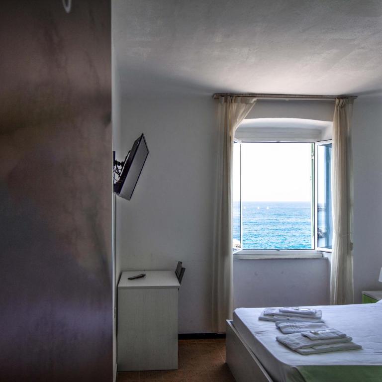 Hotel San Pietro Chiavari - Camera Matrimoniale con Vista Mare - 1