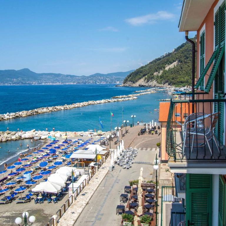 Hotel San Pietro Chiavari - Camera Matrimoniale con Vista Mare - 8