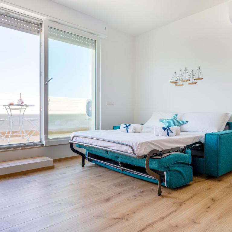 GuestHost - Waterfront Apartment with seaview balcony - Appartamento con Vista Mare - 13