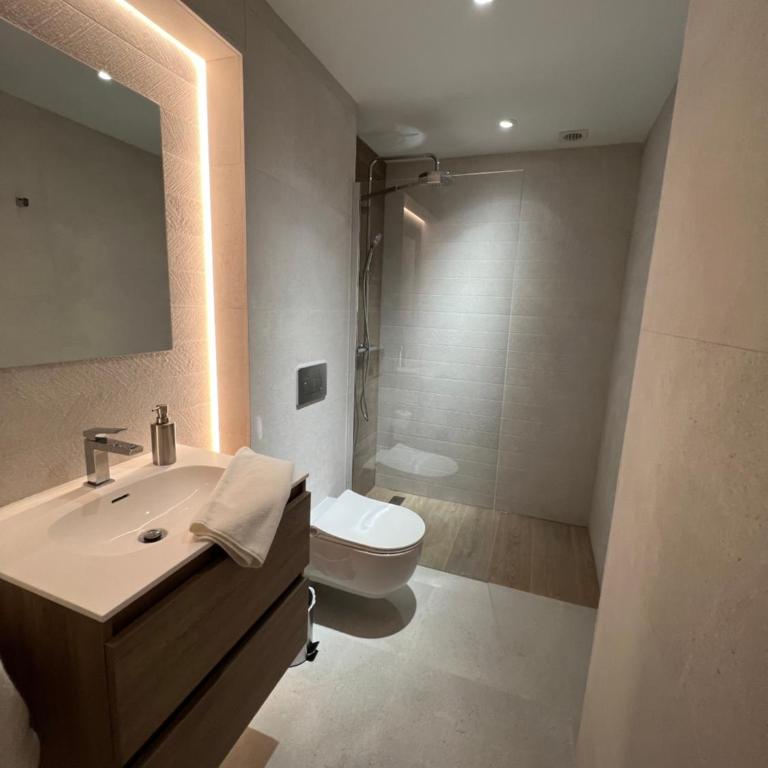 PISO cerca Aeropuerto Madrid, Estadio Riyadh Air, Ifema, Parque Juan Carlos I, Clínica Univesidad Navarra y Plenilunio - Apartamento de 1 dormitorio - 7