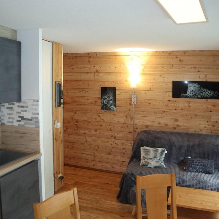 Appart rénové 8 pers avec piscine, jacuzzi et sauna aux Orres - FR-1-322-484 - Appartement - 3