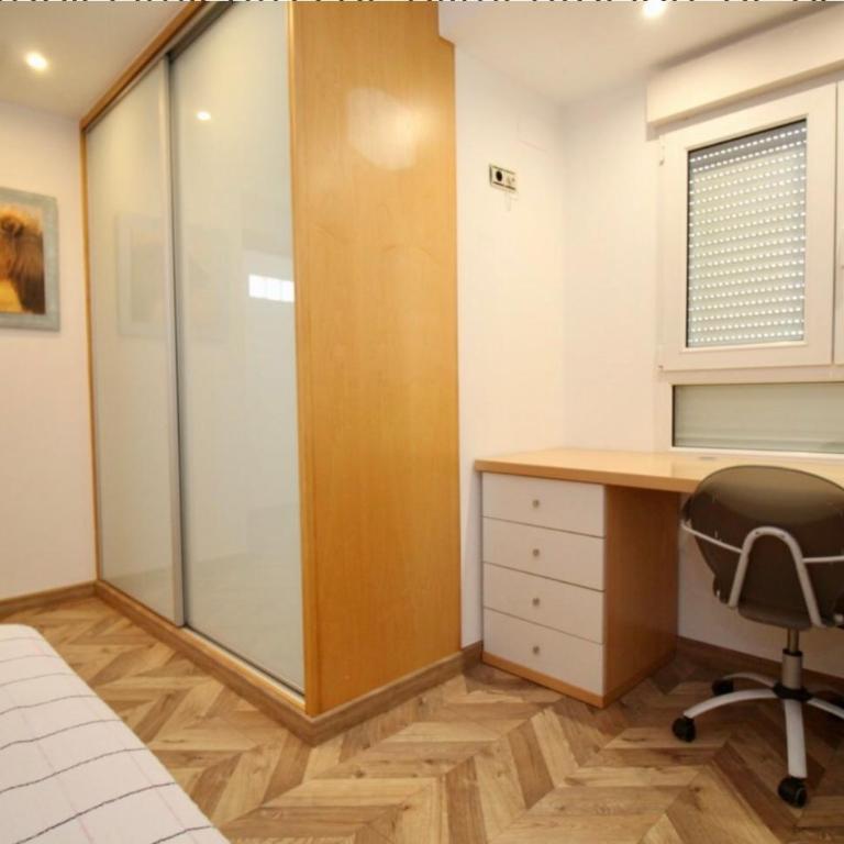 Lujoso apartamento en 1ª línea recién reformado - Apartamento de 3 dormitorios - 20