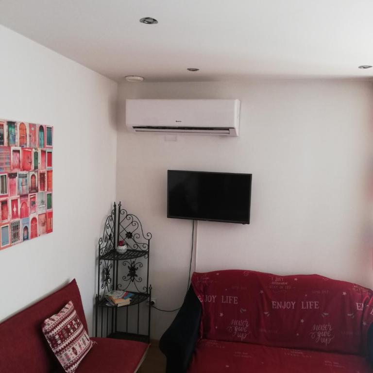 THE ORCHID Apartment - Three-Bedroom Apartment - 2