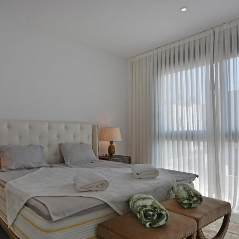 Luxury Villa by NRAS - Villa with Private Pool - 11