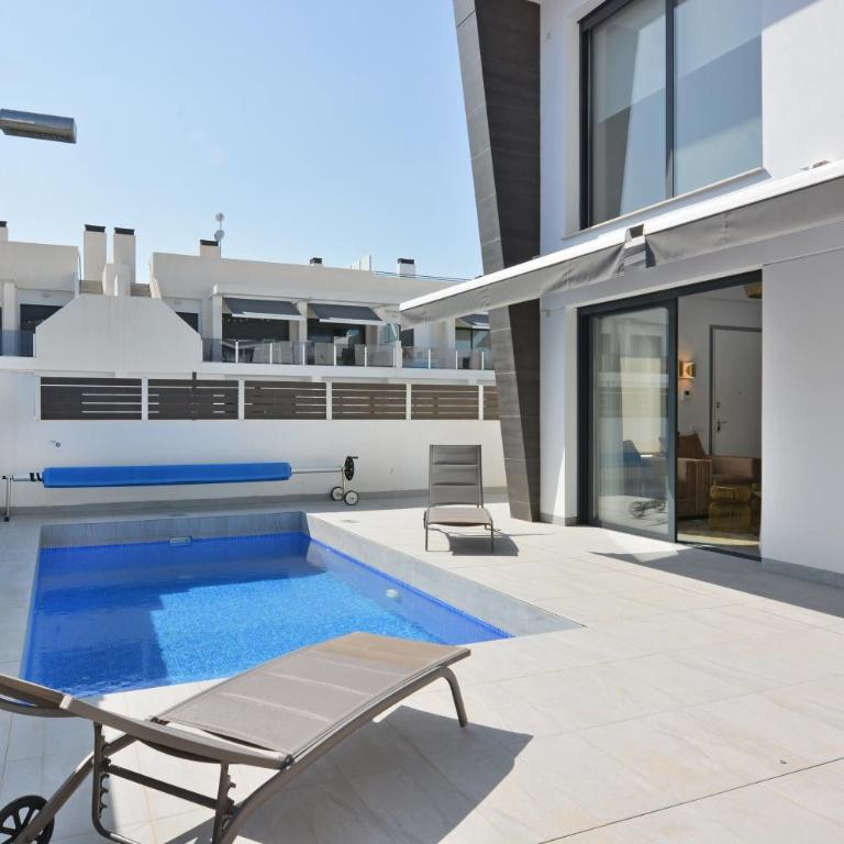 Luxury Villa by NRAS - Villa with Private Pool - 1
