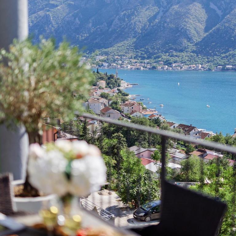 Apartment 25 With Amazing Sea View - One-Bedroom Apartment - 2