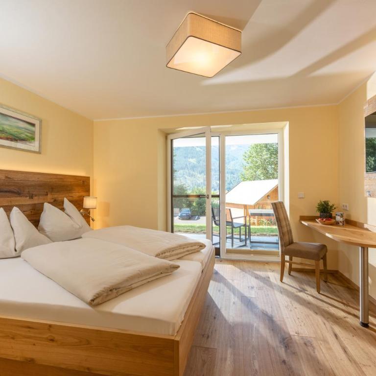 Hotel Die Metzgerstubn - Doppelzimmer mit Terrasse - 1