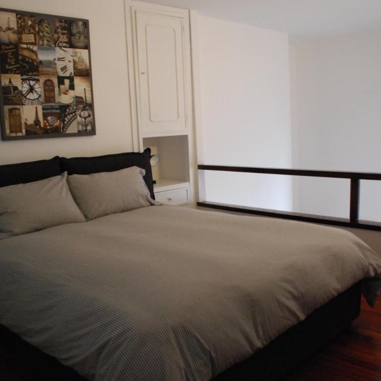 Palazzo Velli Suites - Monolocale Superior su 2 Livelli con Vista Piazza - 10