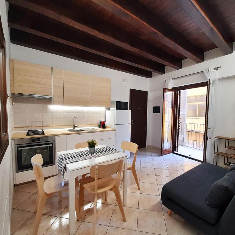 I Vicini del Re Holiday Home - One-Bedroom House - 9