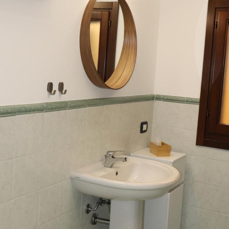I Vicini del Re Holiday Home - One-Bedroom House - 19