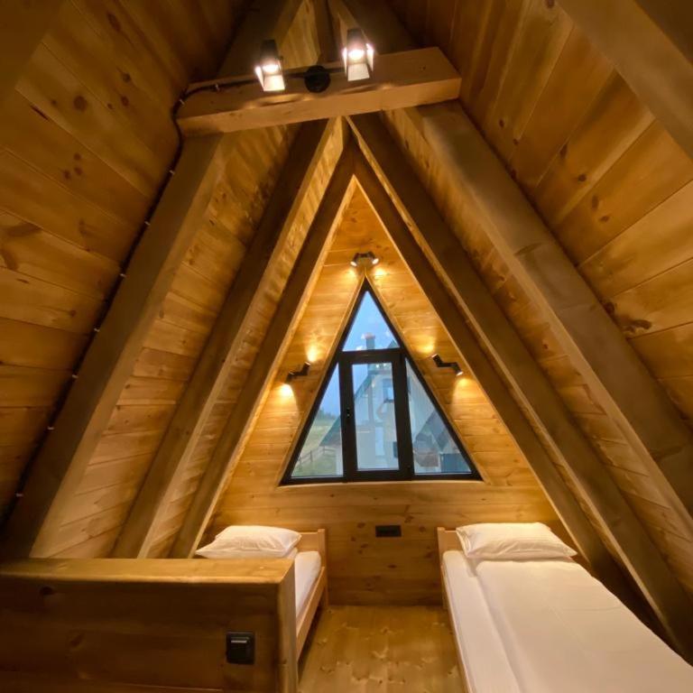 DANDELION HOUSE - Two-Bedroom House - 5