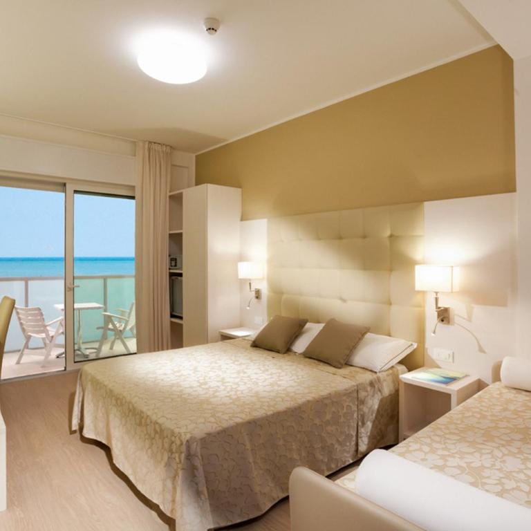 Hotel Mayer - Camera Familiare (2 Adulti + 2 Bambini) - 1
