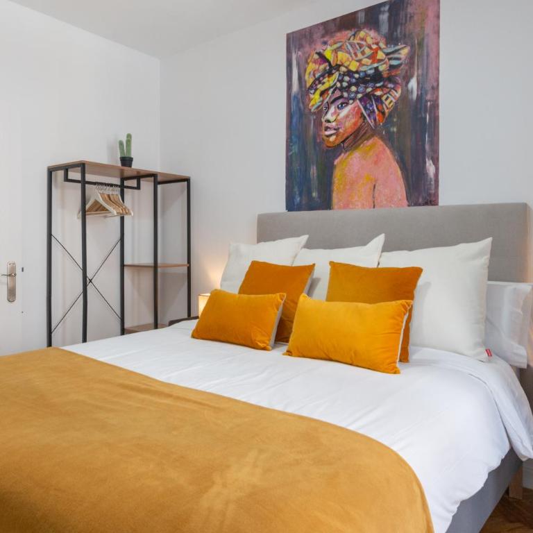 groups ART-POP, by MONARO***** - Superior Apartment - 34