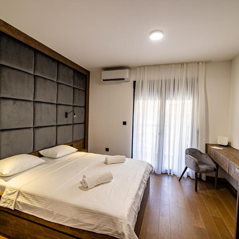 Apartments Tulip Podgorica - Deluxe Studio - 4