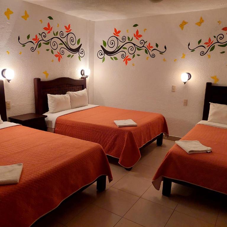 Hotel Posada Las Casas - Family Room - 1