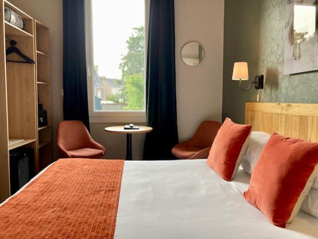 Hôtel Coeur De Loire - Chambre Lit Queen-Size - Vue sur Jardin - 10