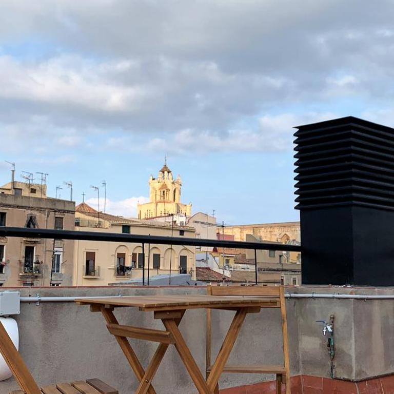 Planta baja en la muralla romana junto a la Catedral - Apartamento de 1 dormitorio - 16