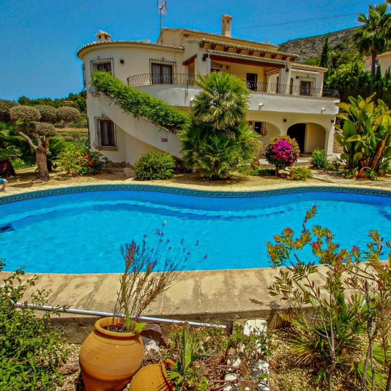 Nessa - well furnished villa with panoramic views in Benitachell - Casa de 4 dormitorios - 2