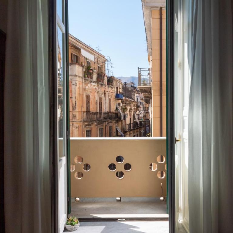 Dimora Lecerf - Quadruple Room with Balcony - 5