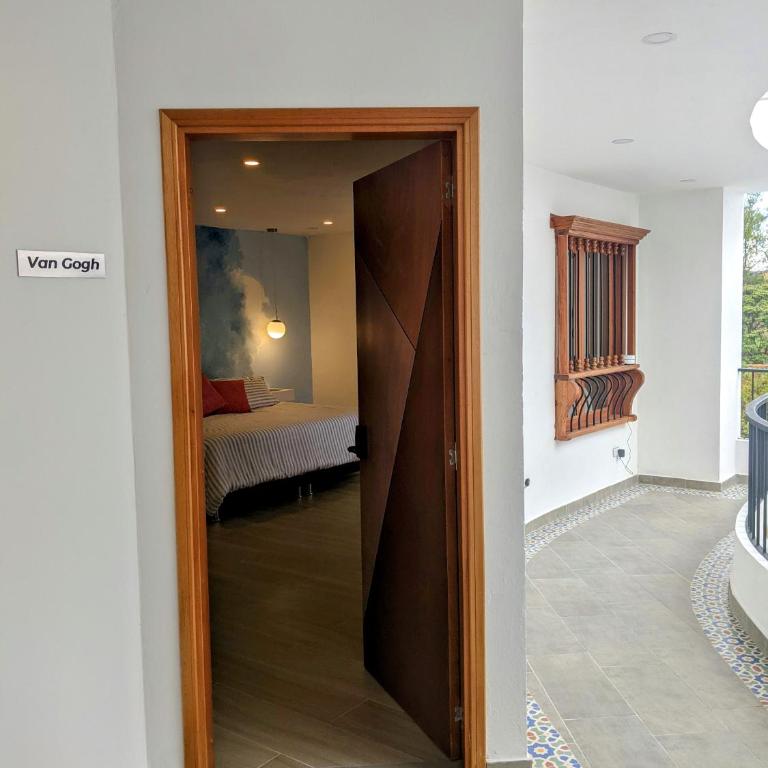 OFF HOSTEL - Suite con cama extragrande - 4