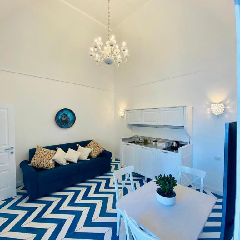 Villa Diamond Luxury Suite - Suite Executive con Vasca Idromassaggio all'Aperto - 15