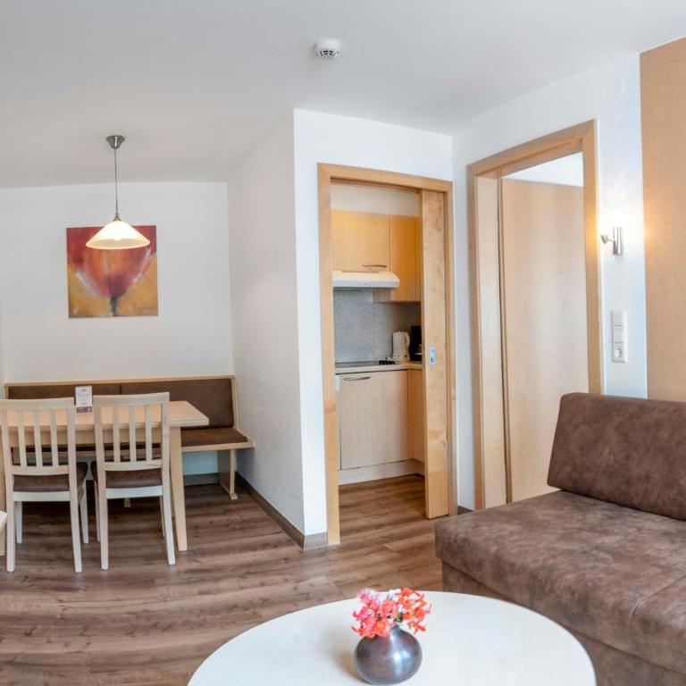 Gästehaus Europa - Apartment mit 2 Schlafzimmern und Terrasse - 4